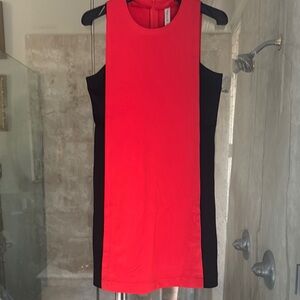 Elegant Red and Black Sleeveless Dress